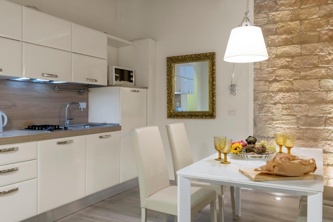 Chiavari Delux In Campo De Fiori Apartment Rome