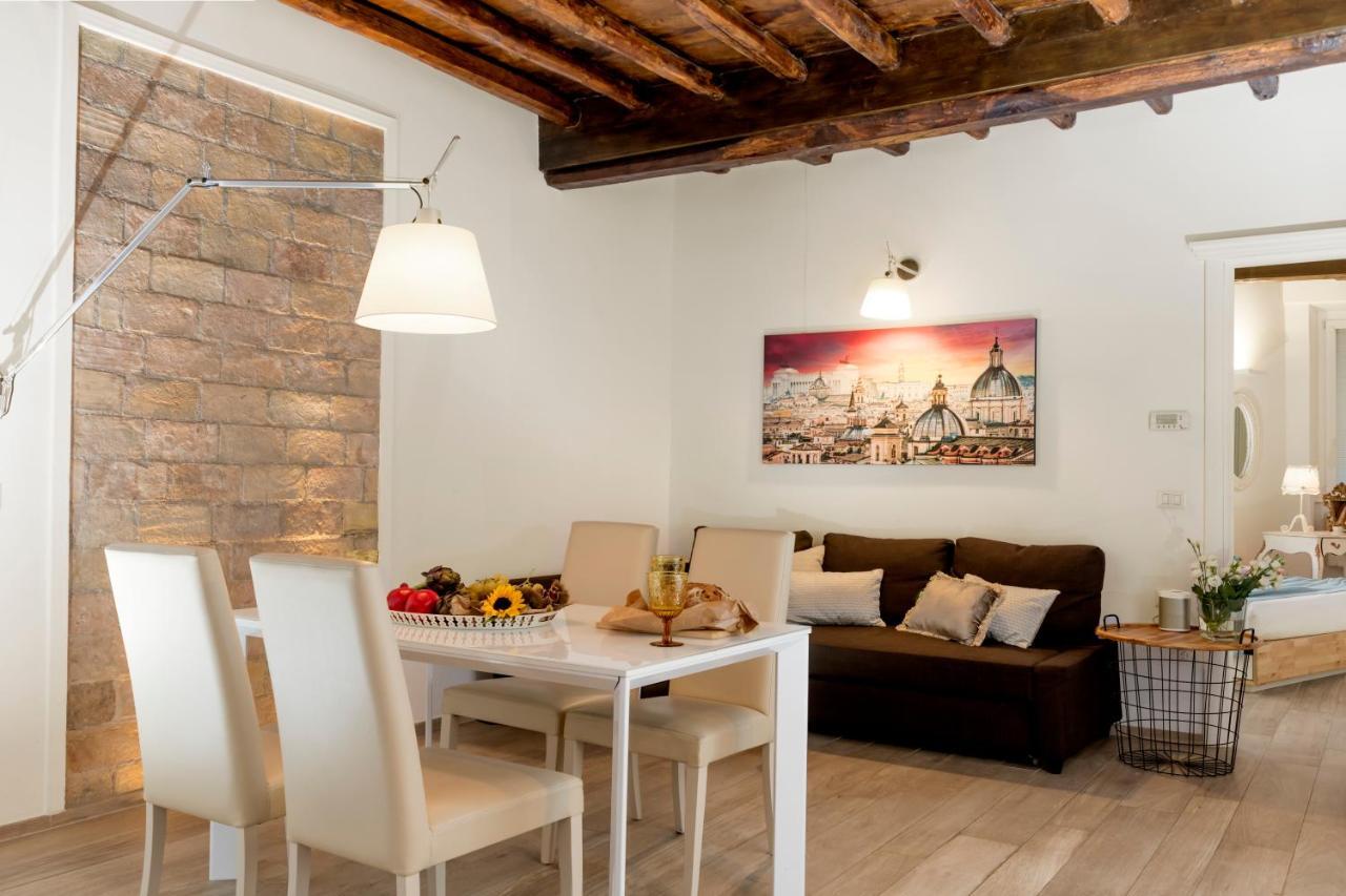 Chiavari Delux In Campo De Fiori Apartment *