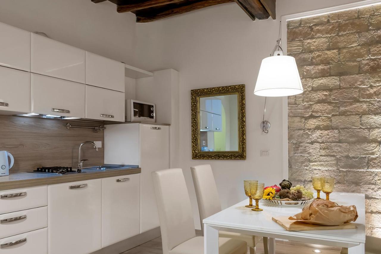 Apartment Chiavari Delux In Campo De Fiori