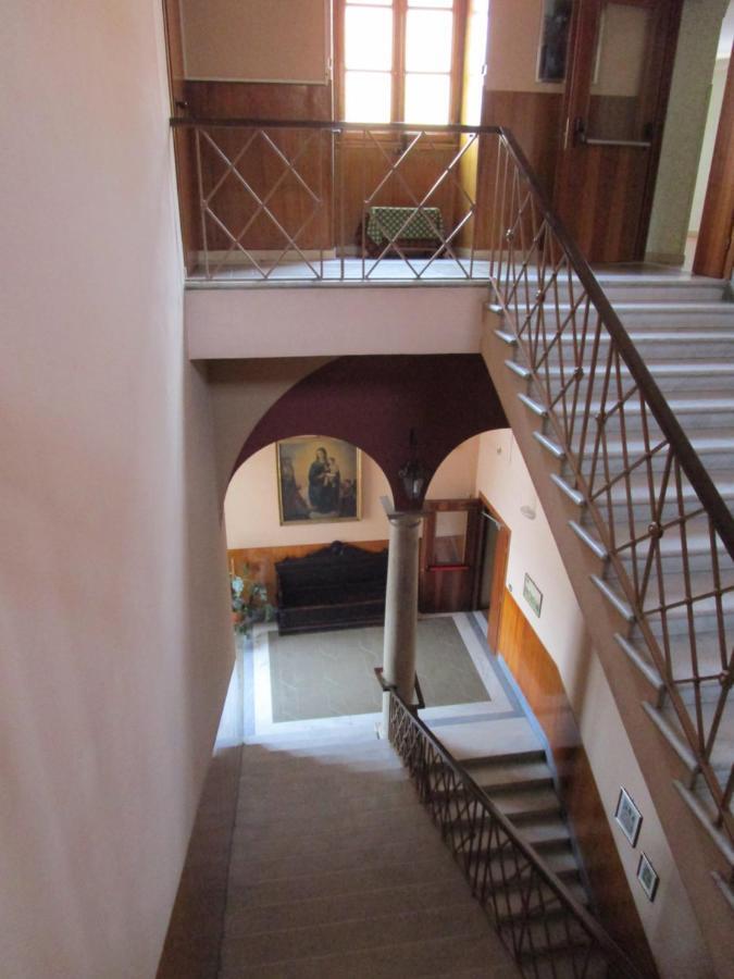 Casa S. Giuseppe Di Cluny Bed & Breakfast