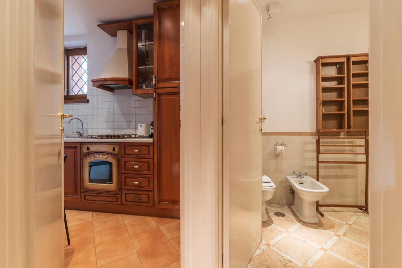 Amazing In Campo De Fiori - Fromhometorome Apartment