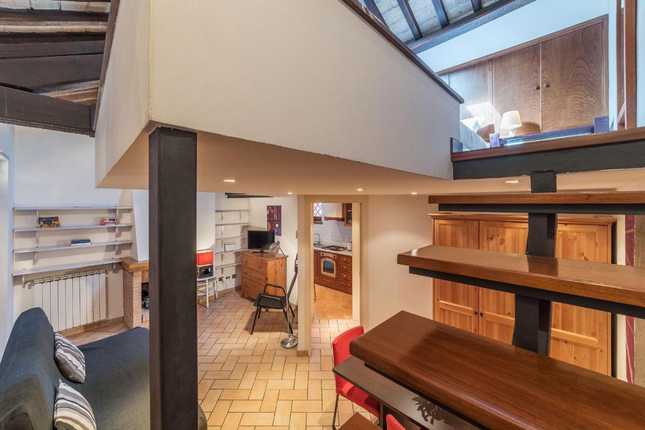 Apartment Amazing In Campo De Fiori - Fromhometorome Rome