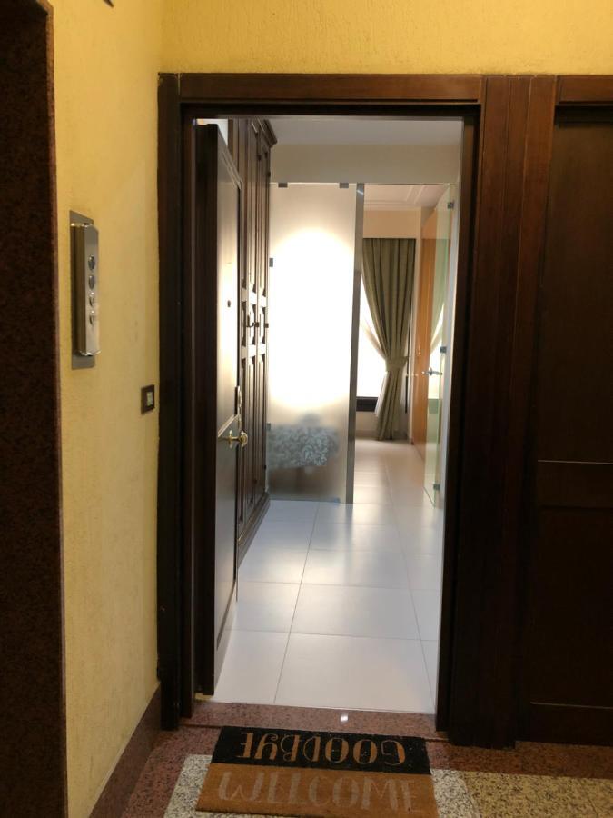 Visconti Apartment. * Rome