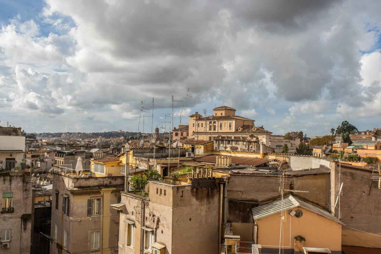 Apartment Cavour Attic With Terrace *
