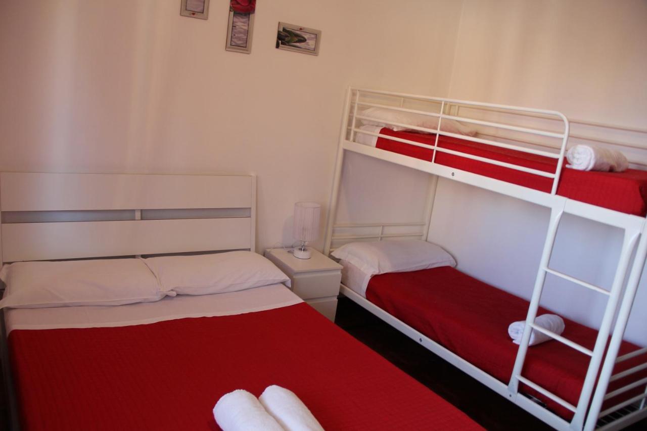 Domus Vatican Holiday's Bed & Breakfast