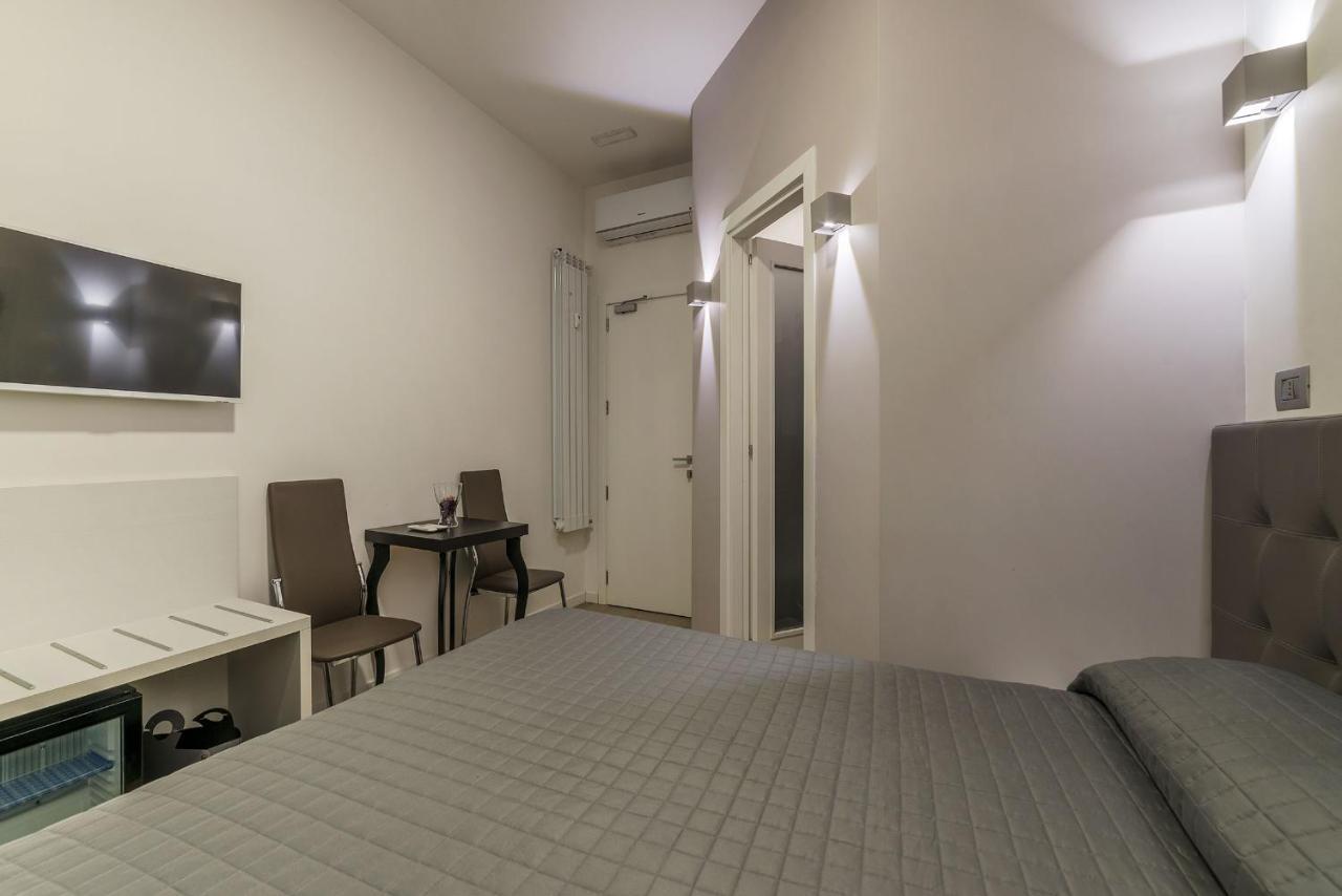 Domus Mazzini Acomodação com café da manhã  2*