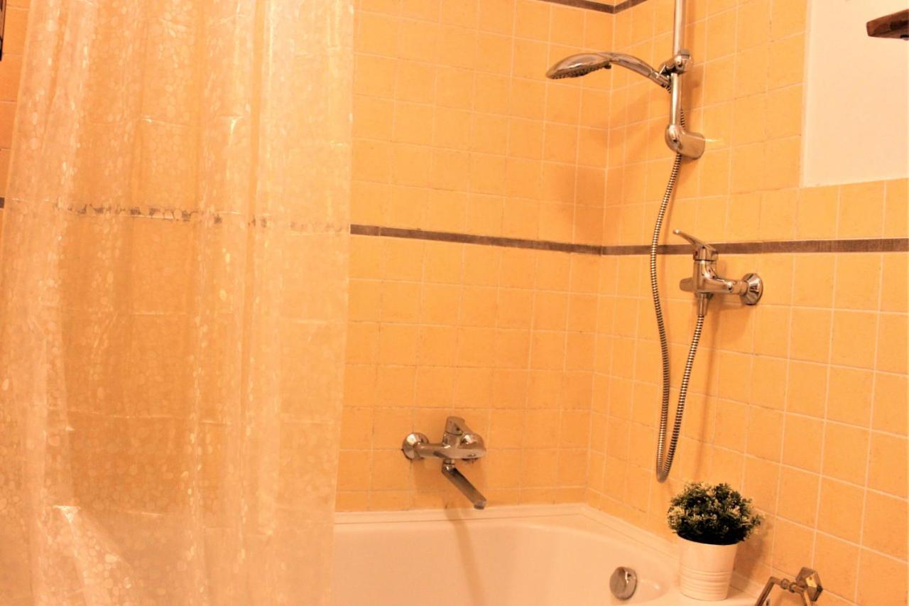 Apartment Cuore Di Testaccio Rome