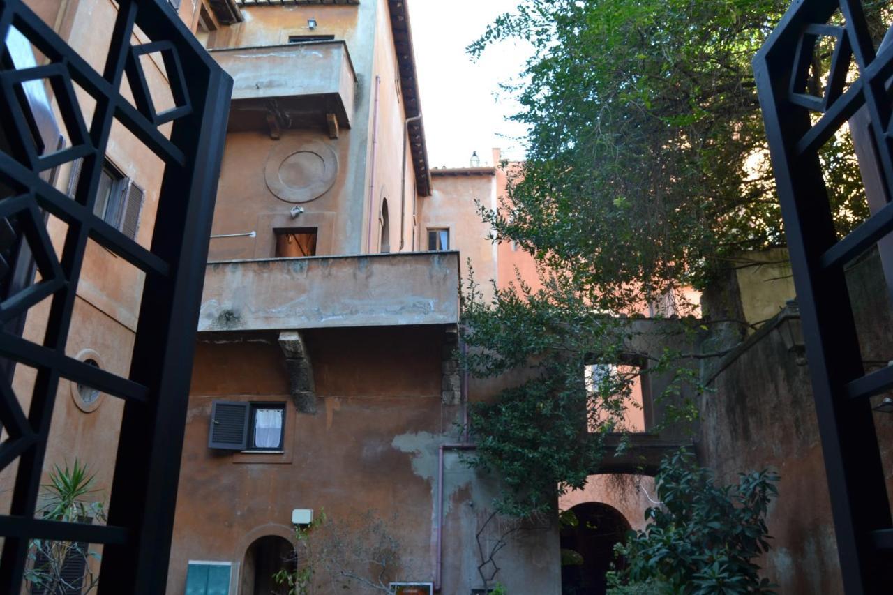 Palazzo Velli Roma