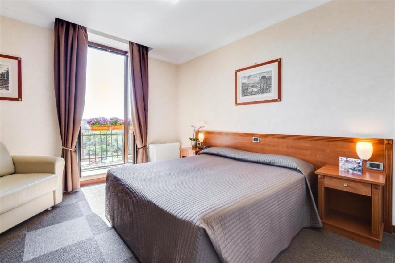 Hotel Romoli Rome