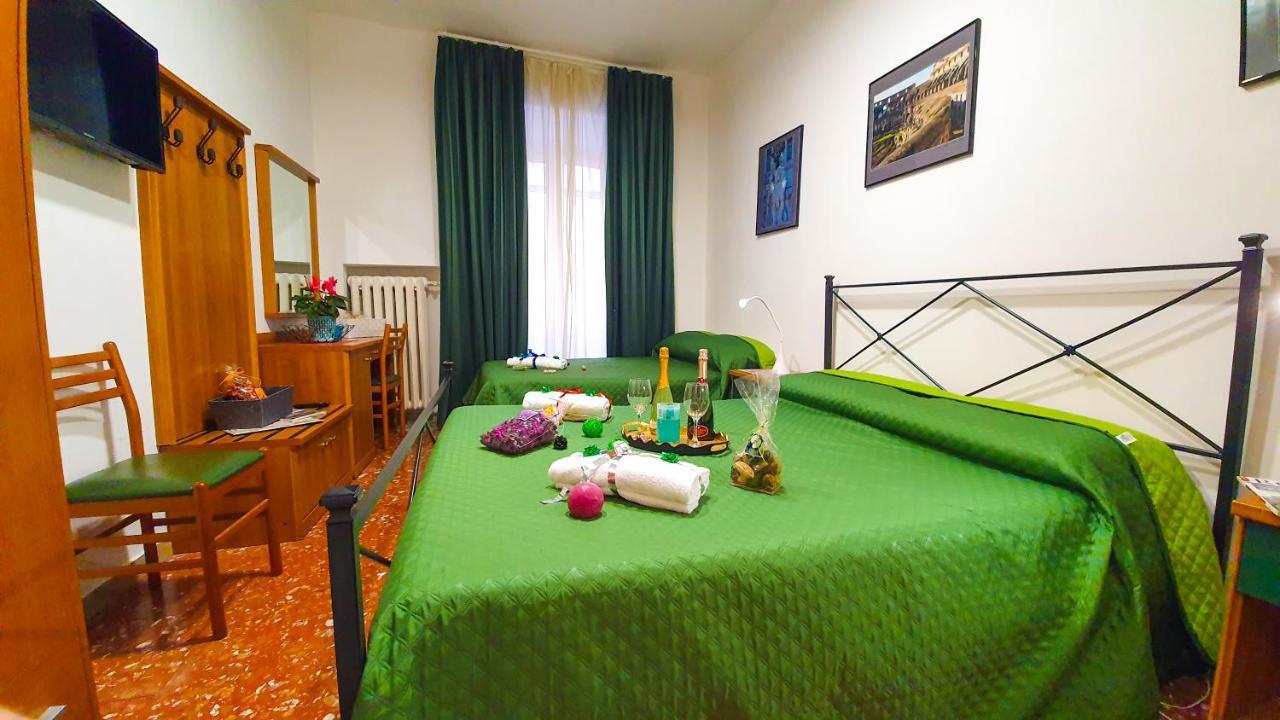 A Casa Simpatia - A Richiesta Parcheggio Gratuito ! Rome