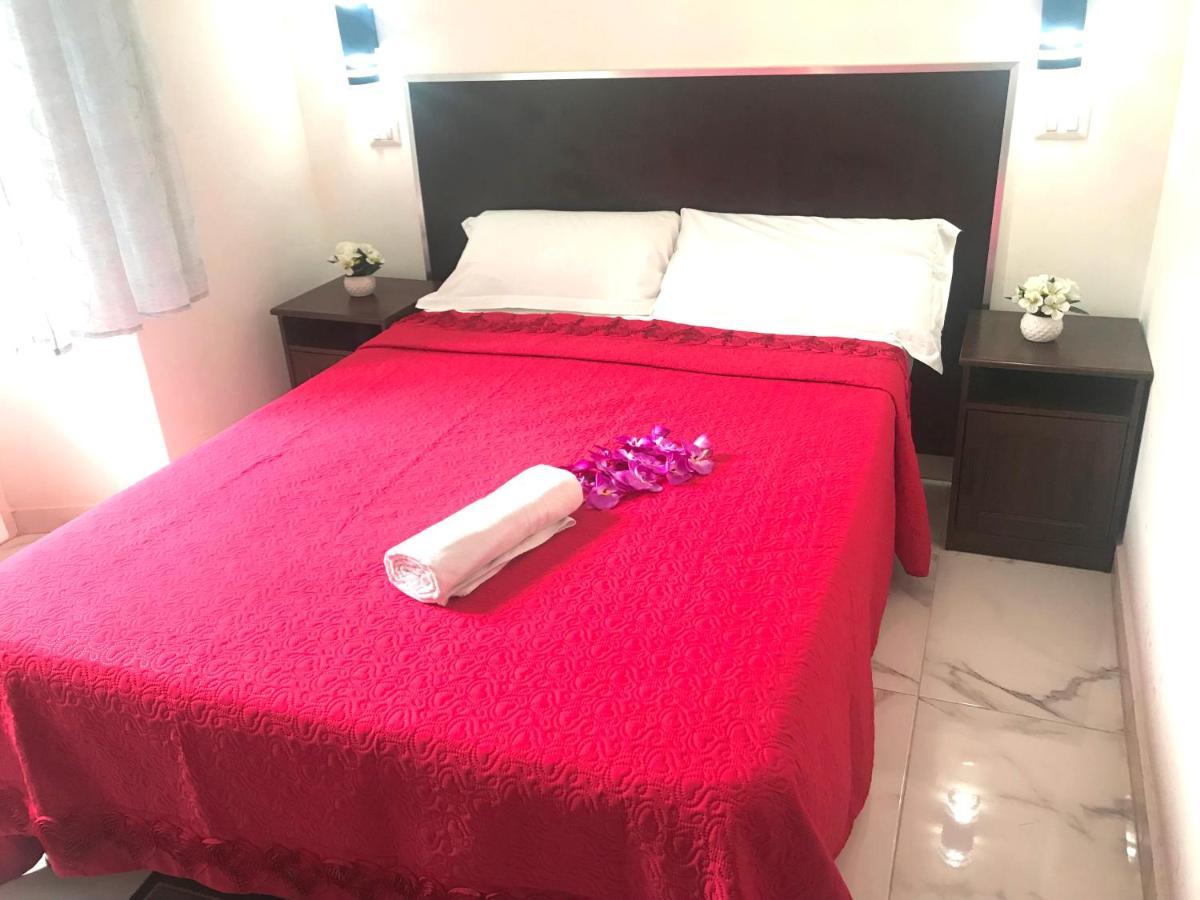 Bed & Breakfast Tune Homes
