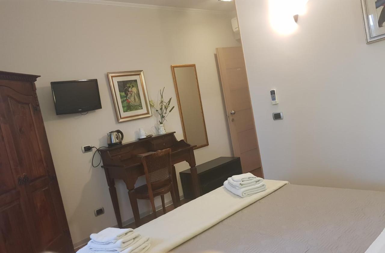 Aurelia Garden Gold 2* Rome