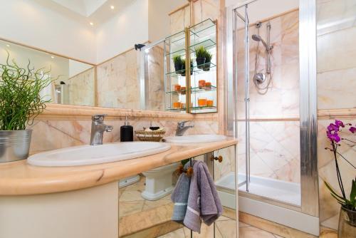 Arco Di Gallieno Bed & Breakfast