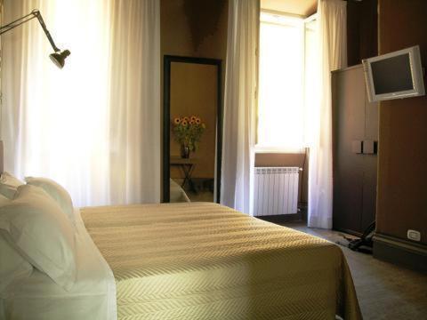 Bed & Breakfast Degli Antiquari Rome