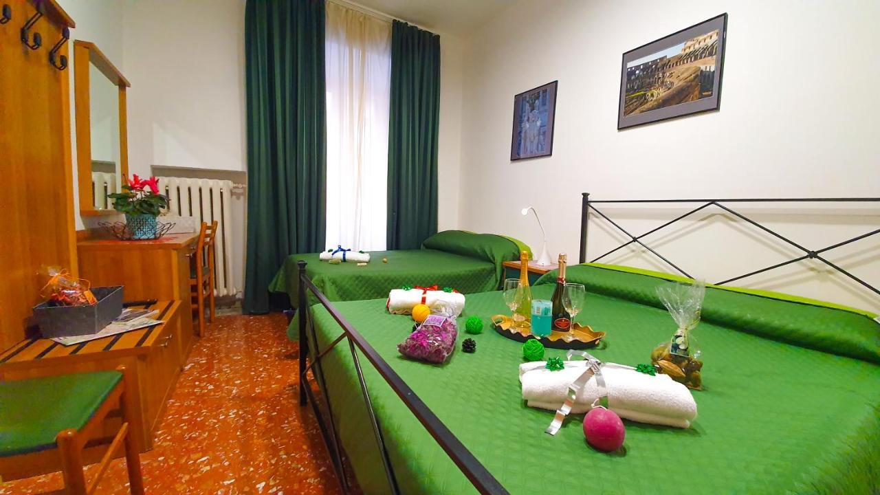 La Casa Verde - Free Secure Parking If You Book 3 Nights Maison d'hôtes Rome