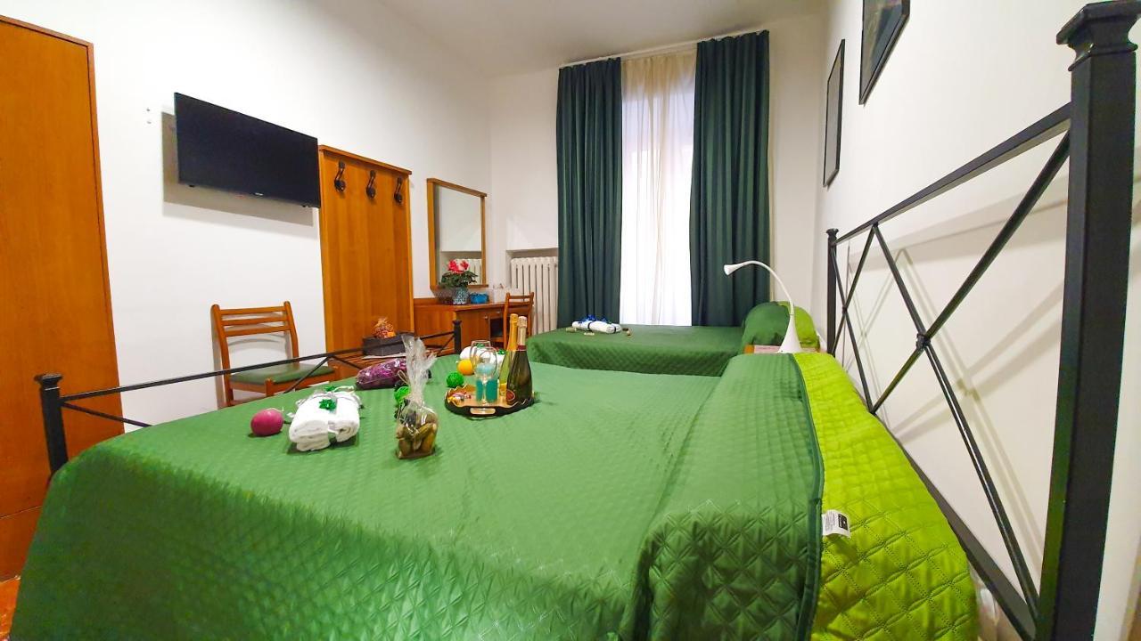 La Casa Verde Roma - Free Secure Parking If You Book 3 Nights Roma