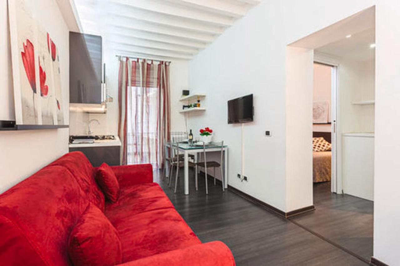 Flatinrome Navona