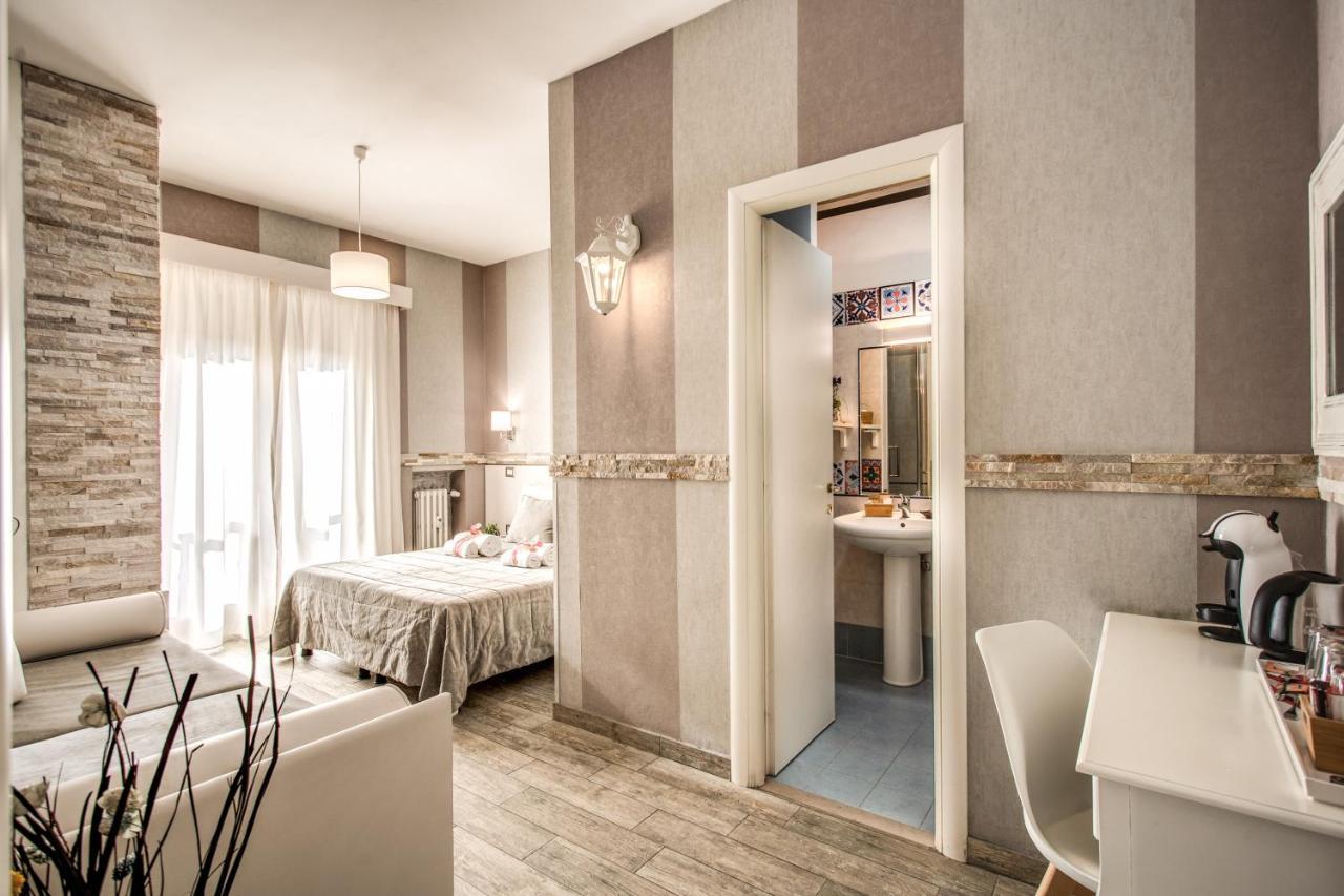 Santamaria 3* Rome