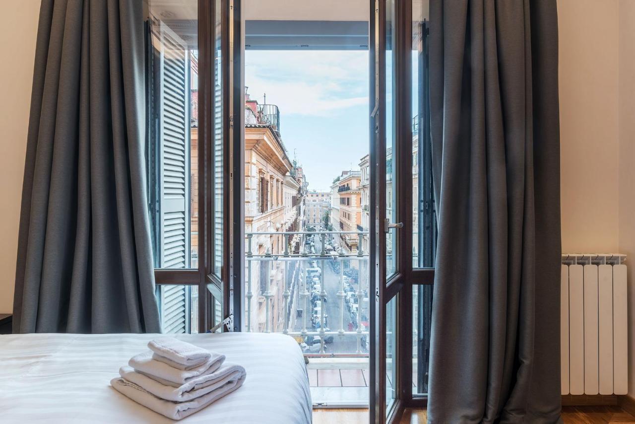 900 * Rome