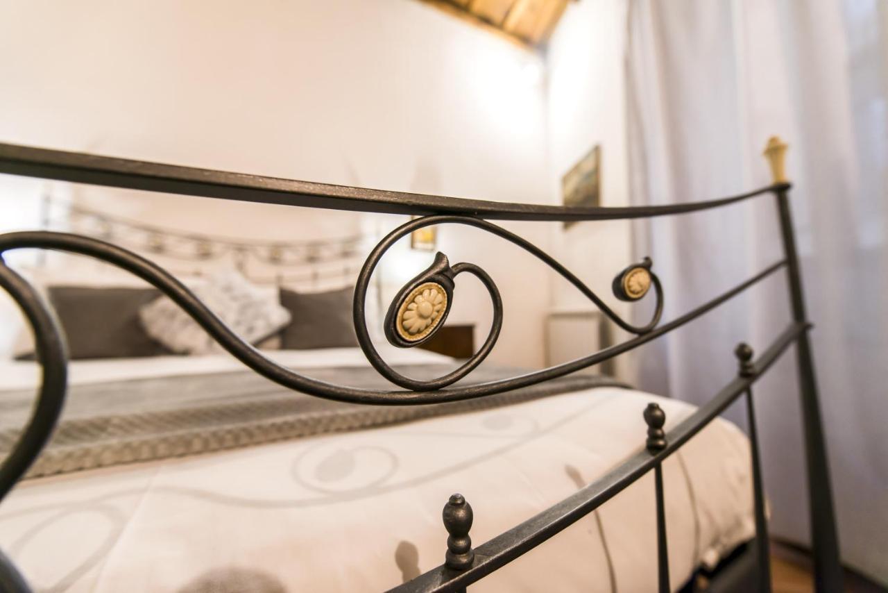 Residenze Romanae - Vicolo Dell'aquila Guest house Rome