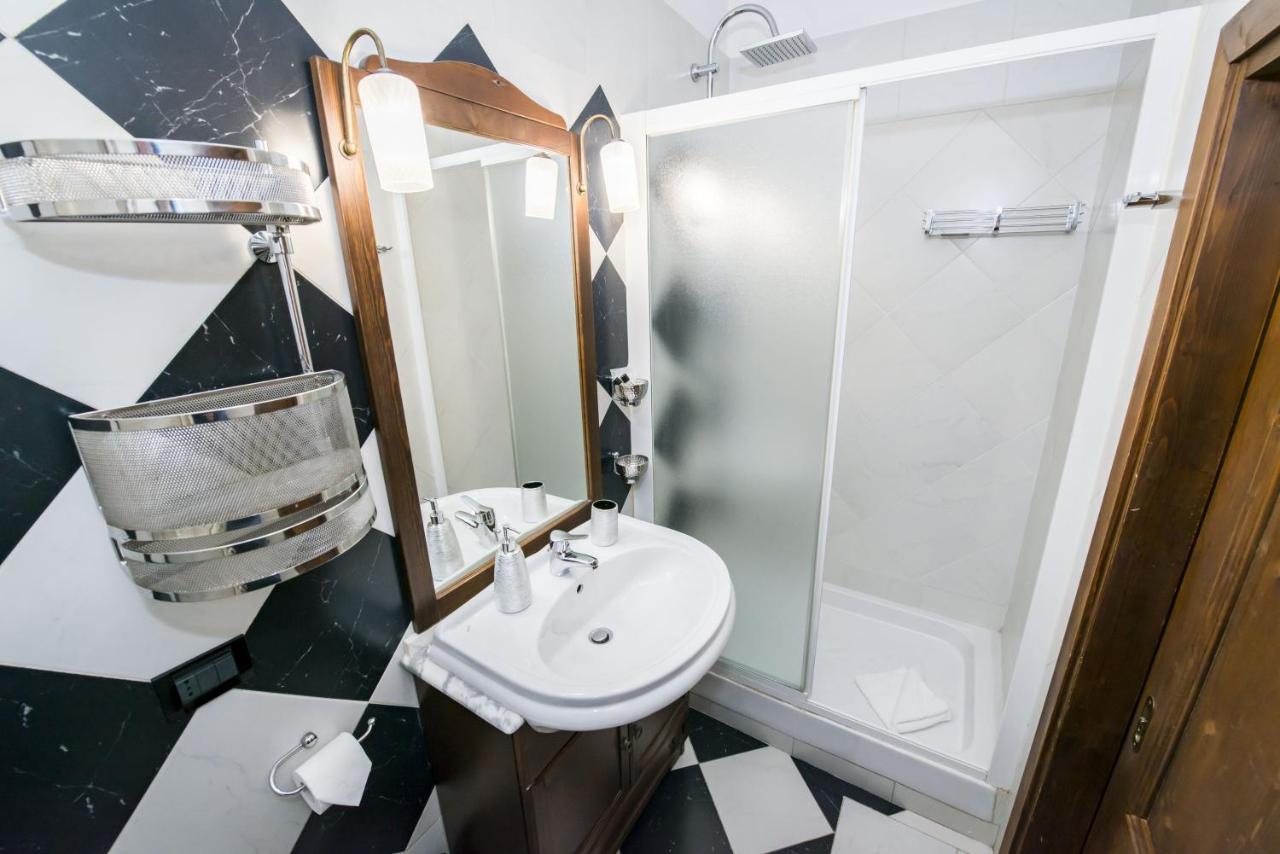 Residenze Romanae - Vicolo Dell'aquila * Rome