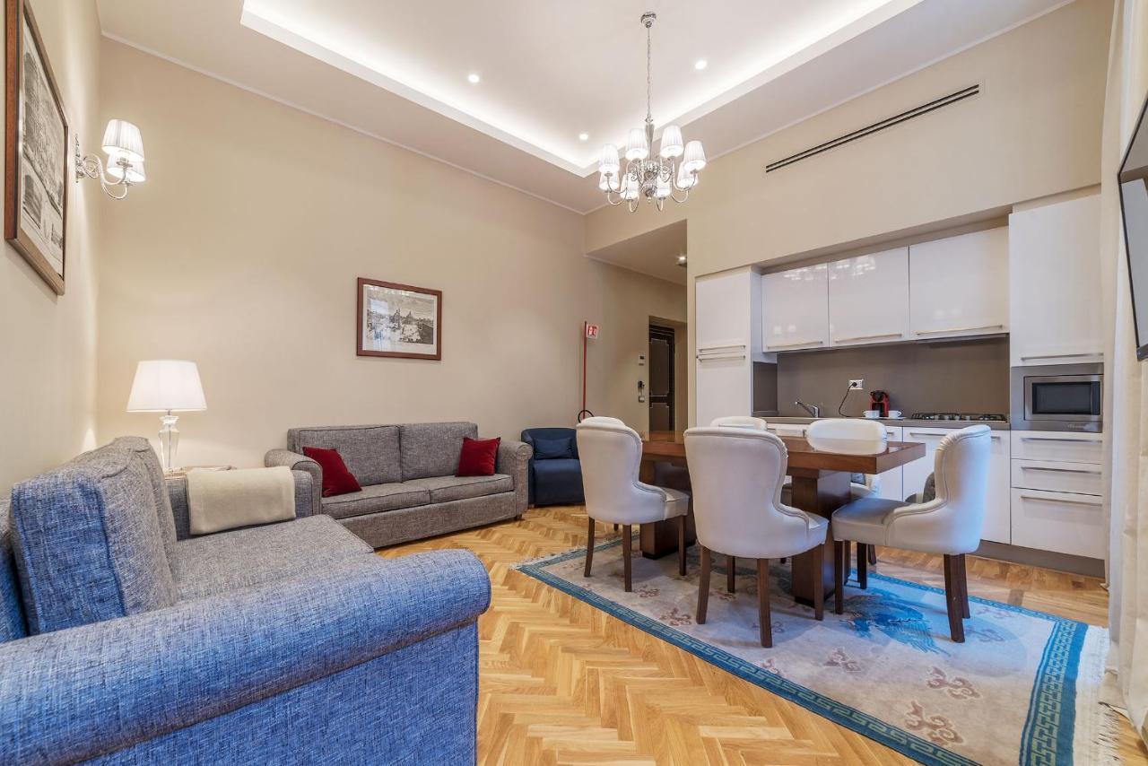 Apartment 900 Rome