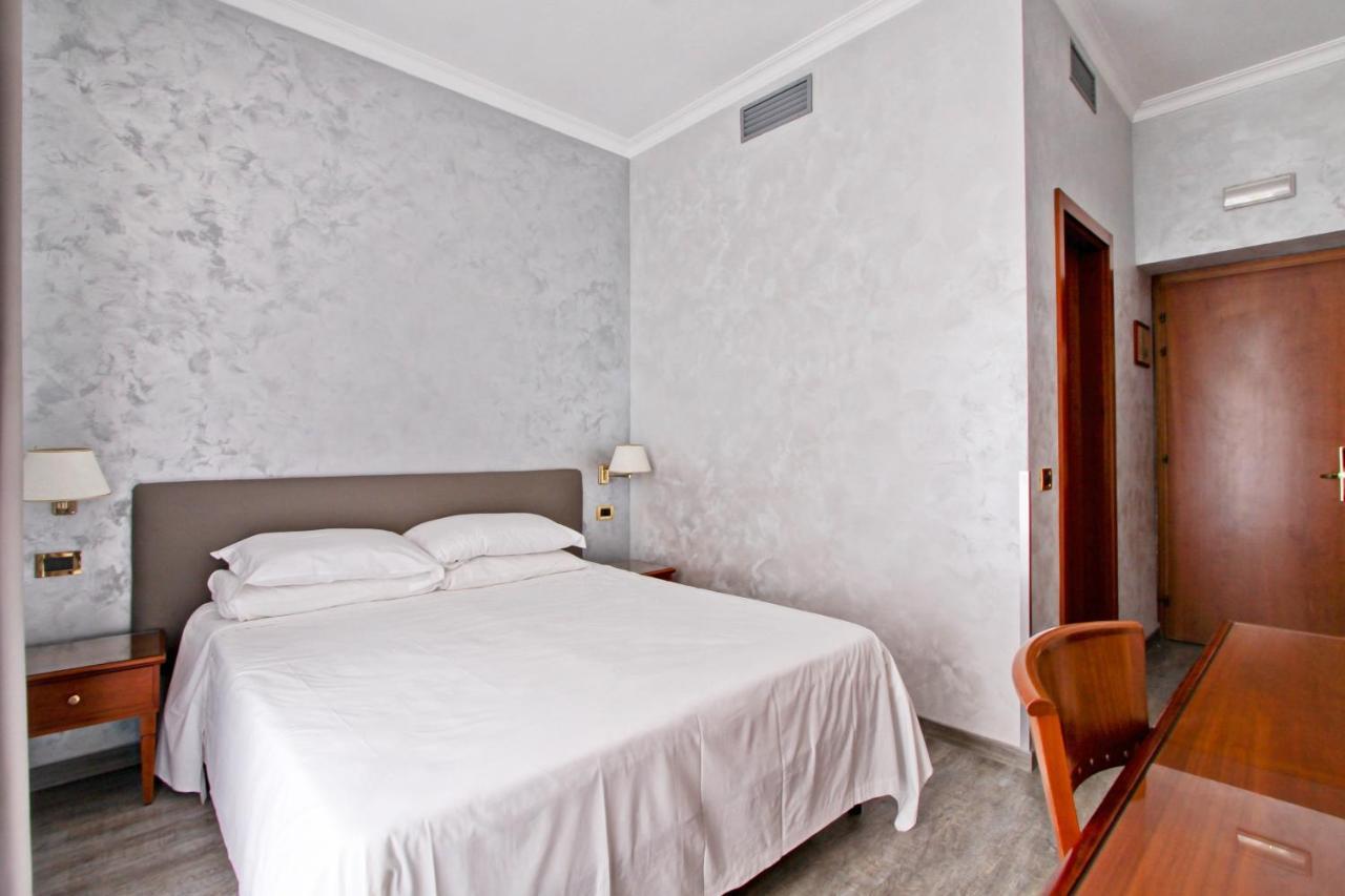 Hotel Invictus Rome