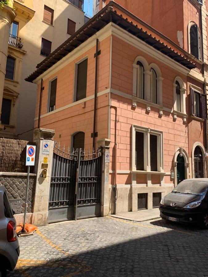 Bed & Breakfast Maison Ripetta Rome