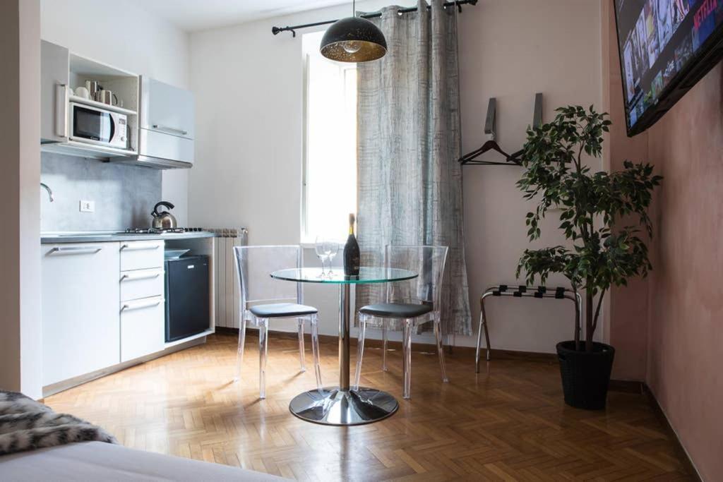 Pink Intimate Jacuzzi Trastevere - Collection * Roma