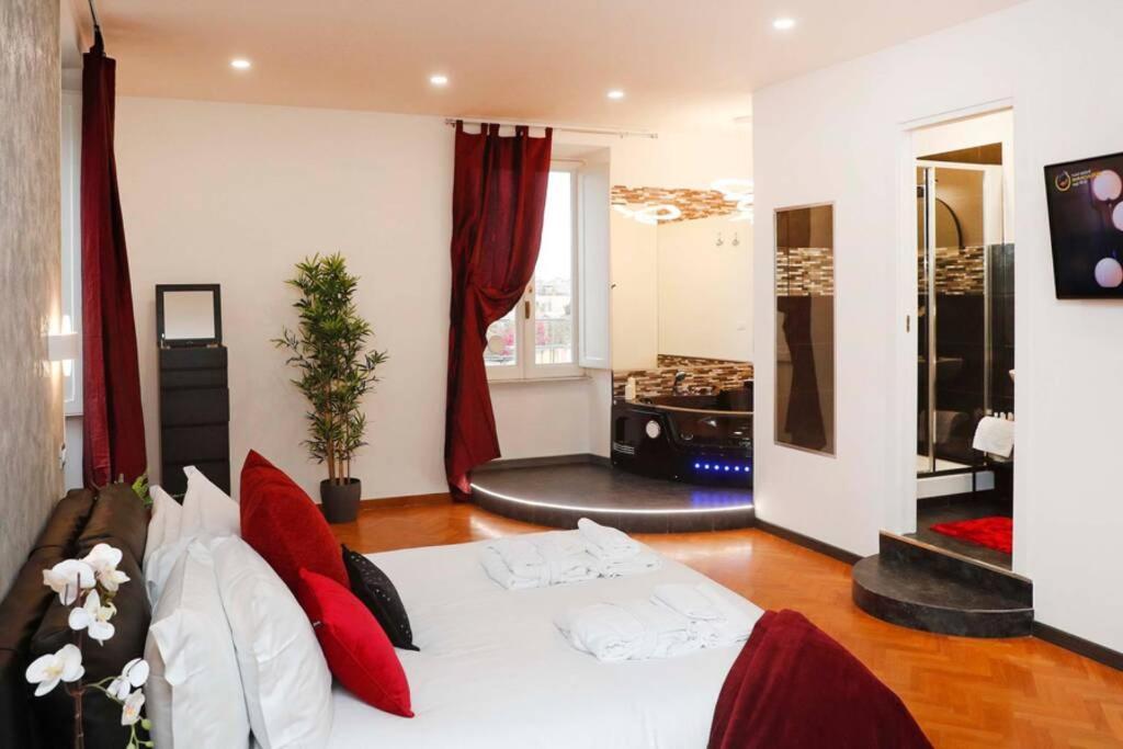 Black Enchanting Jacuzzi Trastevere - Collection Appartement *