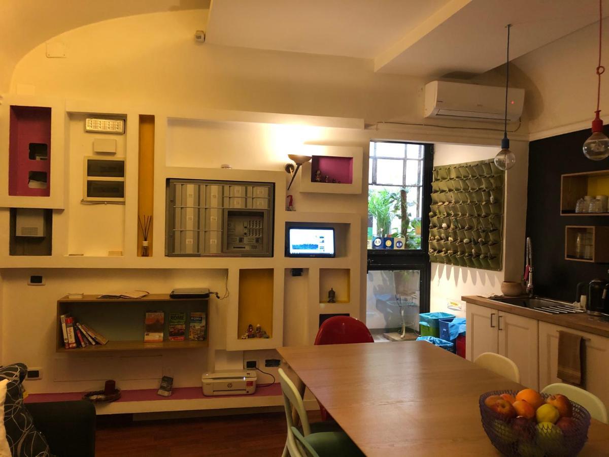 Acomodação com café da manhã  Dab Guest House Roma