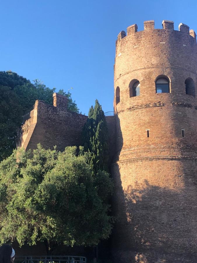 Ostello Roma Piramide Albergue