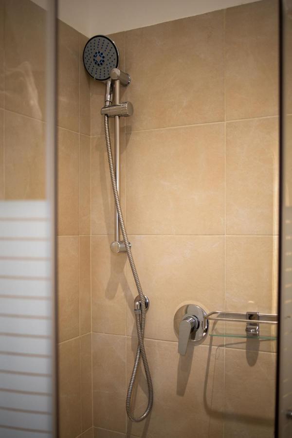 Trevi Qq Bed & Breakfast Rome