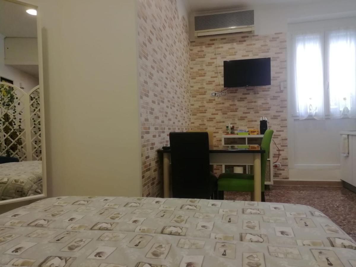 Urbino 33 * Roma