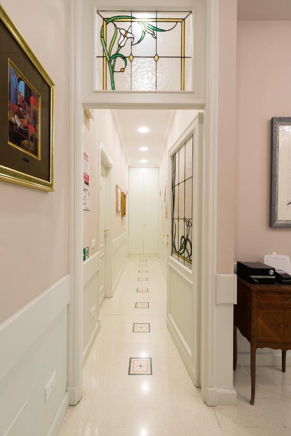Queen Meg Guest house Rome