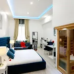 Escape Luxury Suite