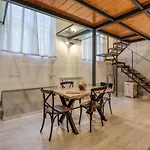 Atrhome - Canova Urban Space