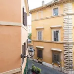 [PIAZZA DI SPAGNA 5 STELLE] Parlamento Room