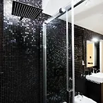 Diamond Apartments
