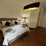 EMI\'s Guest House