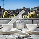 Campo Dei Fiori Luxury With Balcony