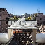 Campo Dei Fiori Luxury With Balcony