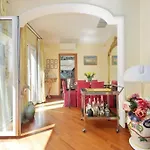 3V Luxury Apartment By Hili