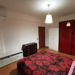 Apartment A Few Minutes From The Center And Colosseum