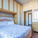 New Trastevere Home: Big, Elegant, Comfy Apartment