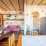 New Trastevere Home: Big, Elegant, Comfy Apartment