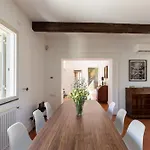 Iflat Trastevere Stylish 4 Bedroom Penthouse