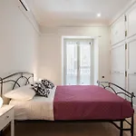 Appia Luxe - A Poche Fermate Del Centro