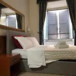 Mini Apartment