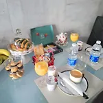 Akinita Guest House